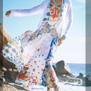 Johnny Was Boho 100 % silk maxi size XS floral paisley